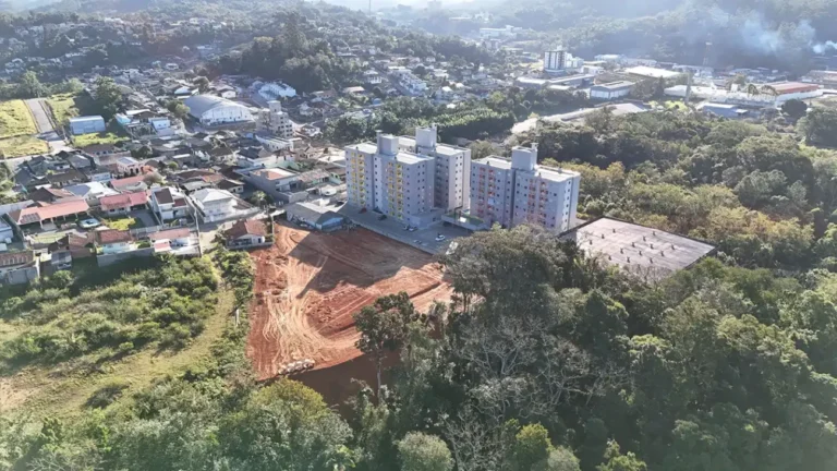 Jardim das Dalias 120825