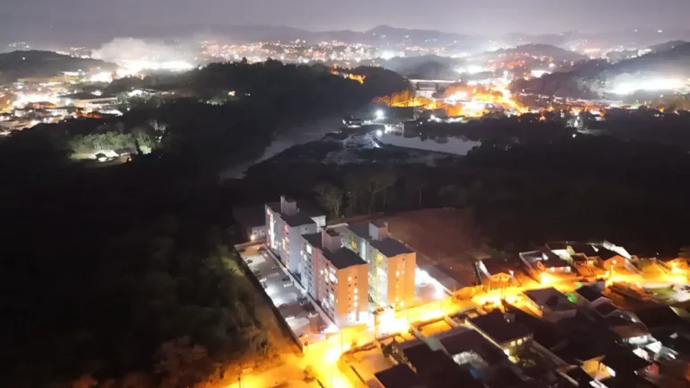 Jardim das Dalias 120825